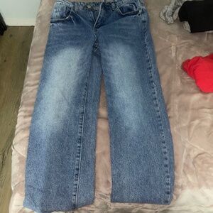 Baggy jeans